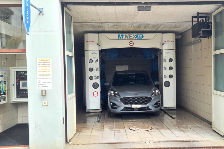 Waschanlage Grunder Auto in Uitikon